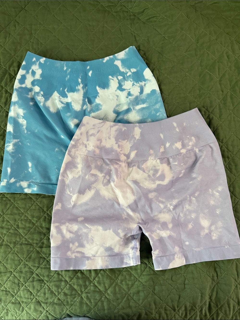 Tie-Dye Seamless Bike Shorts — Blue & Lavender